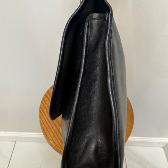 Vintage Coach Black Crescent - Picture 3 of 12